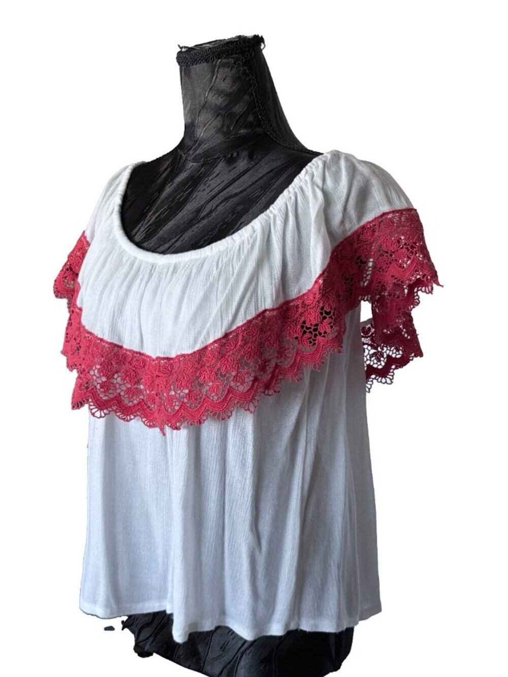 Forever 21 Boho Off-The-Shoulder Peasant Blouse White Red Lace Trim Size S